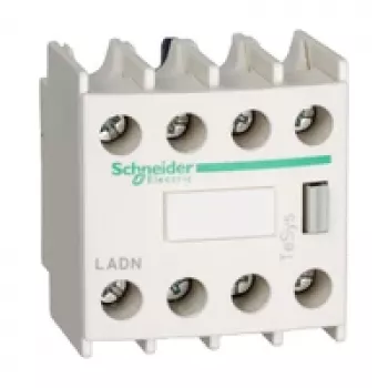 APC LADN40 Cat5e Ethernet-netværkskabel - 40 ft (12,19 m) - flerfarvet - snagless støbt UTP