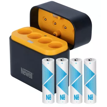 Newell 4-kanals Li-Ion batterioplader + 4 AA 2200 mAh Li-Ion batterier