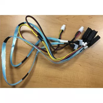 Supermicro 2x Mini-SAS HD til 4x SAS + 2x strømkabel (CBL-SAST-0675) 80 cm internt SAS-breakout-kabel