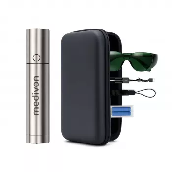 MEDIVON Lumix kompakt LED-lysterapilampe, 5 bølgelængder 460–900 nm, 5-minutters timer, Li-ion-batteri, sølv