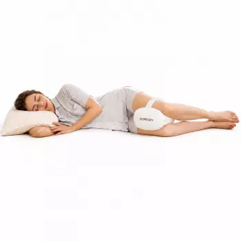 Momcozy EP001 ergonomisk memory-skum-knæpude til sidesovere, cremehvid