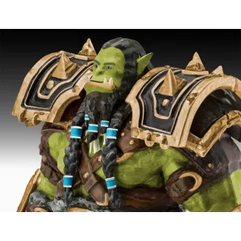 Revell 03516 World of Warcraft The Orc Thrall Model Kit Gift Set