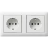 Gira 479303 SCHUKO-stikdåse, 2-vejs, fortrådet, med ramme
