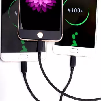 CYOO 3-i-1 USB-lade- og datakabel – Micro USB, USB-C, Lightning – sort