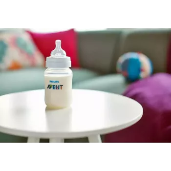 Philips Avent antikolik babyflaske 260 ml, langsom flow, 1M+